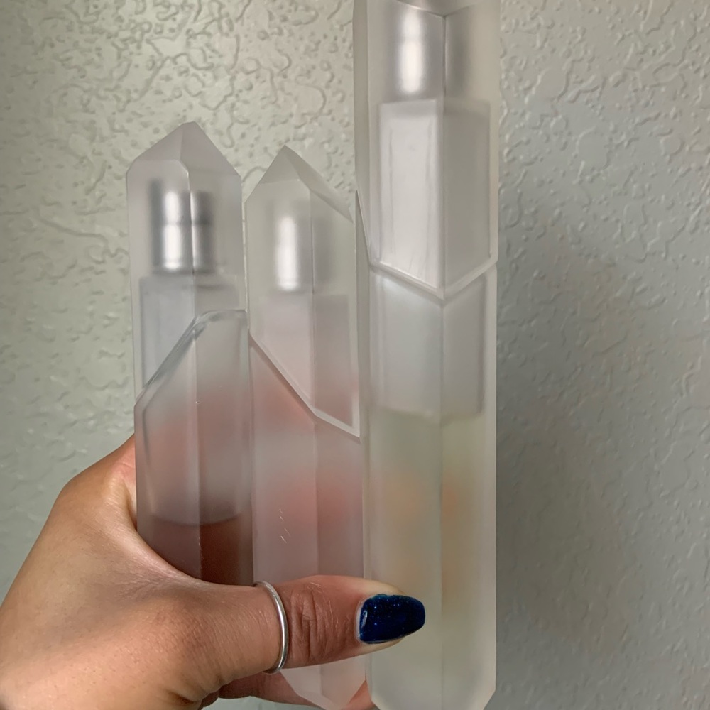Crystal bundle